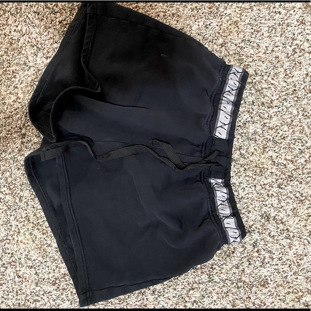 GYMSHARK Shorts